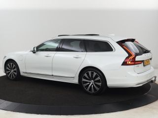 Volvo  V90 2.0 T6 AWD Inscription Plug In | Panoramadak | Leder | Stoel & stuurverwarming | Trekhaak | Camer...