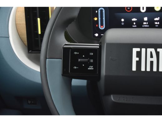 Fiat Grande Panda La Prima | 10,25" touchscreen radio met Bluetooth, DAB & USB &eacute;n Navigatie | Automatische aircondi... ActivLease financial lease