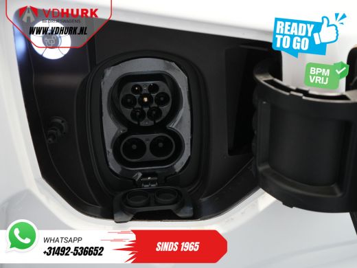 Ford E-Transit Custom Trend 65 kWh 330 km WLTP LED/ Snellader/ 2.3t Trekverm./ Stuurverw./ Stoelverw./ Carplay/ Climate... ActivLease financial lease