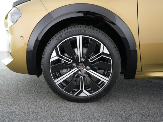 Lancia Ypsilon LX Automaat ActivLease financial lease