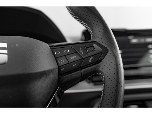 Seat Arona FR Business Connect Automaat ActivLease financial lease