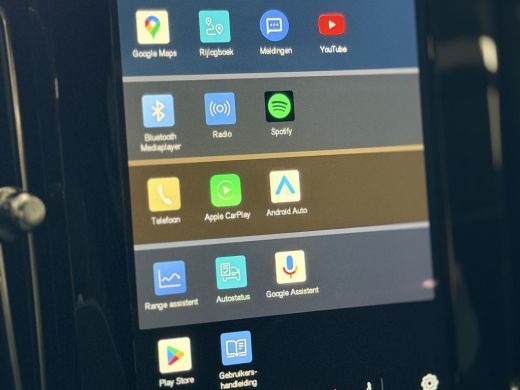 Volvo  XC40 Recharge P8 AWD R-Design SoH 92,7% / Trekhaak / Xenium-pakket / IntelliSafePRO-pakket / 20 Inch R... ActivLease financial lease