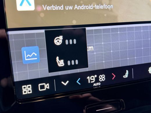 Volvo  XC40 Recharge P8 AWD R-Design SoH 92,7% / Trekhaak / Xenium-pakket / IntelliSafePRO-pakket / 20 Inch R... ActivLease financial lease