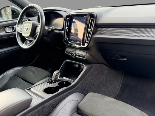 Volvo  XC40 Recharge P8 AWD R-Design SoH 92,7% / Trekhaak / Xenium-pakket / IntelliSafePRO-pakket / 20 Inch R... ActivLease financial lease