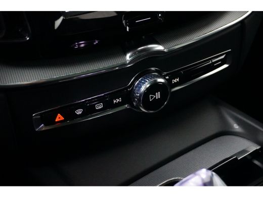 Volvo  XC60 T6 Plug-in hybrid AWD Plus Black Edition | Achterbank verwarmd | Apple Carplay/Android Auto|telef... ActivLease financial lease