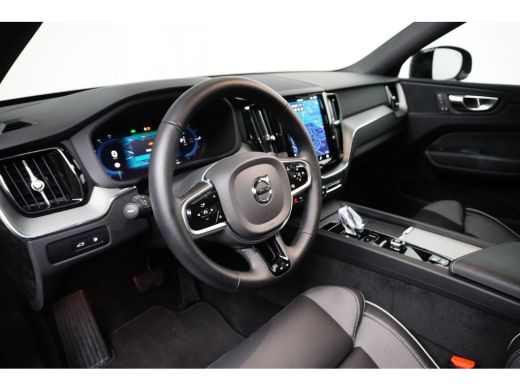 Volvo  XC60 T6 Plug-in hybrid AWD Plus Black Edition | Achterbank verwarmd | Apple Carplay/Android Auto|telef... ActivLease financial lease