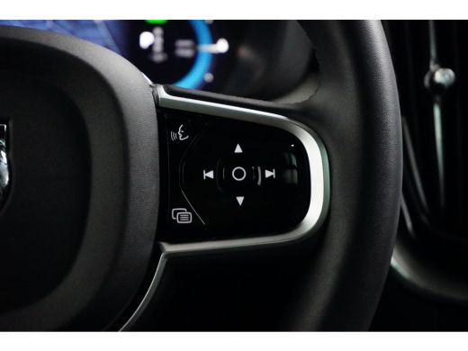 Volvo  XC60 T6 Plug-in hybrid AWD Plus Black Edition | Achterbank verwarmd | Apple Carplay/Android Auto|telef... ActivLease financial lease