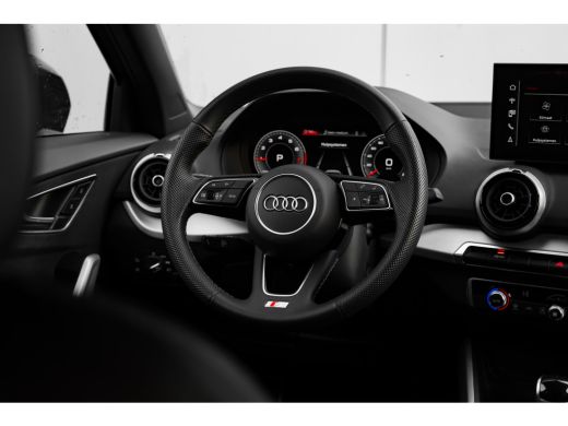 Audi Q2 35 TFSI S Edition 150pk | Matrix LED Koplampen | Comfort sleutel | Parkeerhulp Achter | Privacy Glas ActivLease financial lease