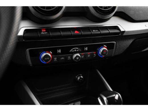 Audi Q2 35 TFSI S Edition 150pk | Matrix LED Koplampen | Comfort sleutel | Parkeerhulp Achter | Privacy Glas ActivLease financial lease
