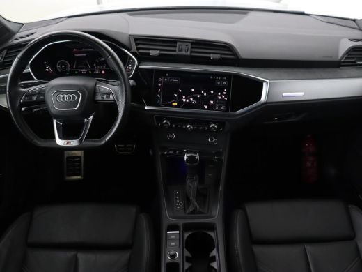 Audi Q3 45 TFSIe S edition | Leder | Stoelverwarming | Adaptive cruise | Camera | Carplay | Sfeerverlicht... ActivLease financial lease