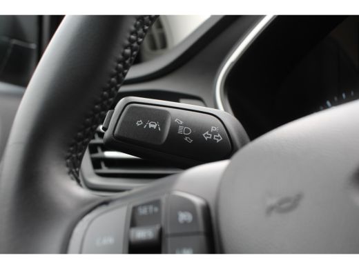 Ford Focus 1.0EB HYBRID BUSINESS | NL-AUTO! | 1E EIGENAAR! | NAVI | CAMERA | PARKEERSENSOREN | APPLE CARPLAY... ActivLease financial lease