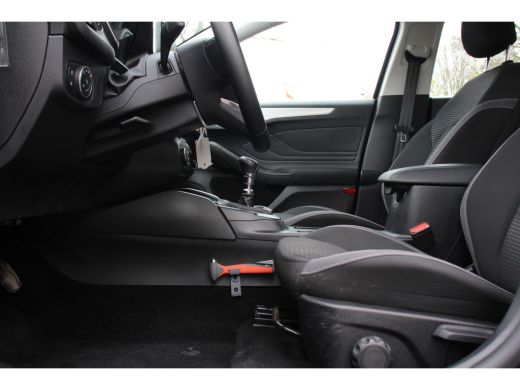 Ford Focus 1.0EB HYBRID BUSINESS | NL-AUTO! | 1E EIGENAAR! | NAVI | CAMERA | PARKEERSENSOREN | APPLE CARPLAY... ActivLease financial lease