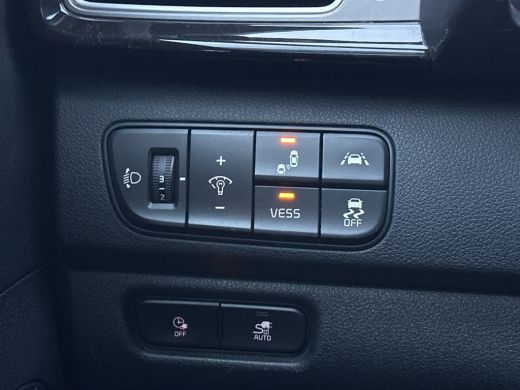 Kia e-Niro ExecutiveLine 64 kWh | NL-AUTO! | CAMERA | STOELVERWARMING-VERKOELING INCL MEMORY | DODE HOEK | A... ActivLease financial lease