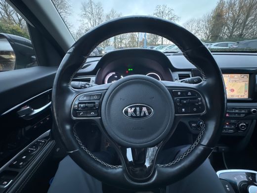 Kia e-Niro ExecutiveLine 64 kWh | NL-AUTO! | CAMERA | STOELVERWARMING-VERKOELING INCL MEMORY | DODE HOEK | A... ActivLease financial lease
