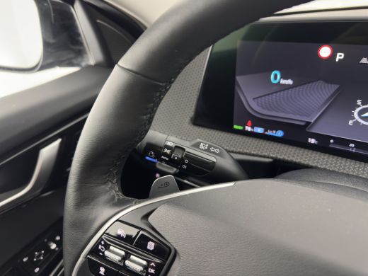 Kia EV6 Plus 77.4 kWh [ 3-Fase ] (INCL-BTW) Aut. *LUXURY-LEATHER | ADAPTIVE-CRUISE | WIDE-SCREEN-DIGI-COC... ActivLease financial lease