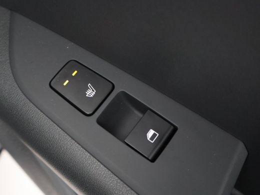 Kia Niro EV EXECUTIVELINE 64.8 kWh + SCHUIFDAK | LEDER | HARMAN/KARDON | STOELVENTILATIE | HEAD-UP ActivLease financial lease