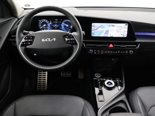 Kia Niro EV EXECUTIVELINE 64.8 kWh + SCHUIFDAK | LEDER | HARMAN/KARDON | STOELVENTILATIE | HEAD-UP ActivLease financial lease