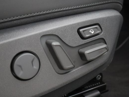 Kia Niro EV EXECUTIVELINE 64.8 kWh + SCHUIFDAK | LEDER | HARMAN/KARDON | STOELVENTILATIE | HEAD-UP ActivLease financial lease