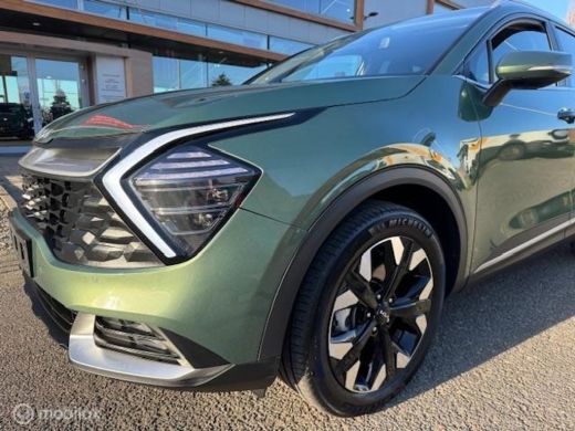 Kia Sportage 1.6 T PHEV AWD Dynamic Line Edition Automaat , Electr voorstoelen , elect achter klep , Dodehoek ... ActivLease financial lease