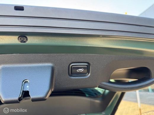 Kia Sportage 1.6 T PHEV AWD Dynamic Line Edition Automaat , Electr voorstoelen , elect achter klep , Dodehoek ... ActivLease financial lease