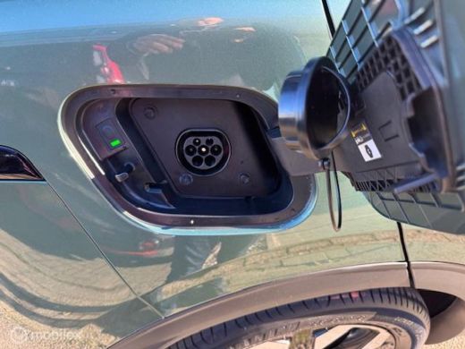 Kia Sportage 1.6 T PHEV AWD Dynamic Line Edition Automaat , Electr voorstoelen , elect achter klep , Dodehoek ... ActivLease financial lease