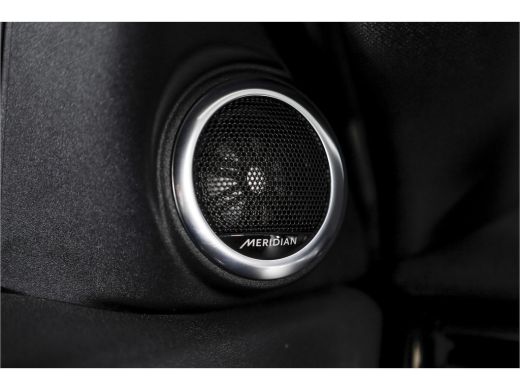 Land Rover Range Rover Evoque 1.5 P300e AWD R-Dynamic HSE - Automaat | Pano | Dig. Cockpit | Adapt. Cruise | Elek. Stoel | Stoe... ActivLease financial lease