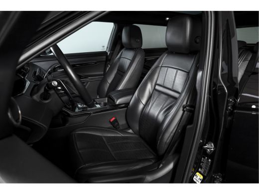 Land Rover Range Rover Evoque 1.5 P300e AWD R-Dynamic HSE - Automaat | Pano | Dig. Cockpit | Adapt. Cruise | Elek. Stoel | Stoe... ActivLease financial lease