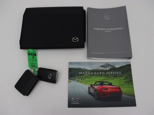 Mazda 3 2.0 e-SkyActiv-X 180 Comfort Bose | Head-Up | Stoel & stuurverwarming | Adaptive cruise | Carplay... ActivLease financial lease