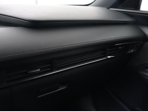 Mazda 3 2.0 e-SkyActiv-X 180 Comfort Bose | Head-Up | Stoel & stuurverwarming | Adaptive cruise | Carplay... ActivLease financial lease