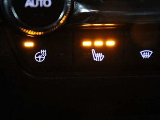 Mazda 3 2.0 e-SkyActiv-X 180 Comfort Bose | Head-Up | Stoel & stuurverwarming | Adaptive cruise | Carplay... ActivLease financial lease