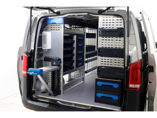 Mercedes-Benz Vito 114 CDI 136pk Compact 9G Automaat 2x Schuifdeur/LED/Camera/Inrichting 07-2022 ActivLease financial lease