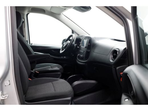 Mercedes-Benz Vito 114 CDI 136pk Compact 9G Automaat 2x Schuifdeur/LED/Camera/Inrichting 07-2022 ActivLease financial lease