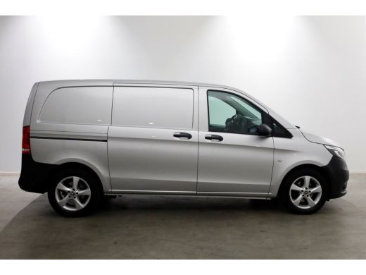 Mercedes-Benz Vito 114 CDI 136pk Compact 9G Automaat 2x Schuifdeur/LED/Camera/Inrichting 07-2022 ActivLease financial lease