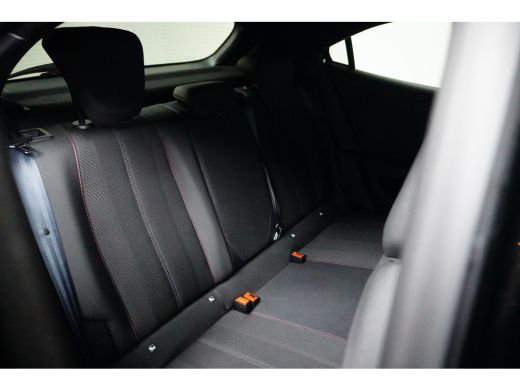 Opel Mokka 1.2 Turbo GS Airco | Camera | Cruise Control | DAB | LED | LMV 17" | Navi | PDC V&A ActivLease financial lease