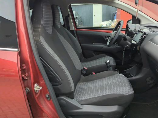 Peugeot 108 1.0 e-VTi Allure | Navi by app | Camera | Climate control | LED | Mistlampen | 21.500km | ActivLease financial lease