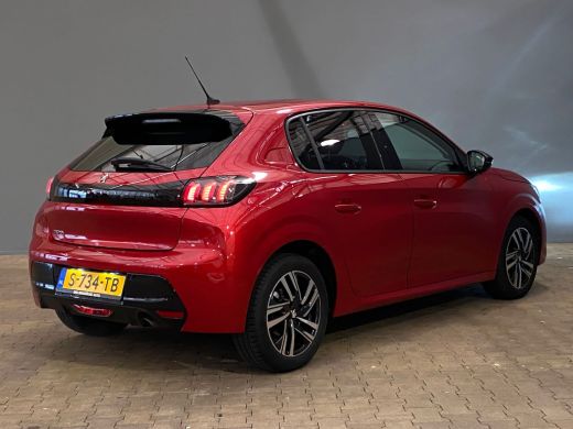 Peugeot 208 1.2 Allure Carplay | Cruise | Half Leder | Clima | 16'' Lmv | Getint glas | Led | Bluetooth | Pdc... ActivLease financial lease