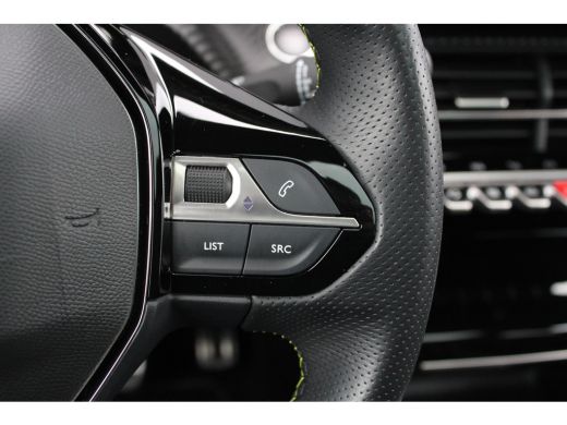 Peugeot 208 1.2 PureTech GT Pack | Navigatie | Camera | Panoramadak | Stoelverwarming | Alcantara | Full LED | ActivLease financial lease