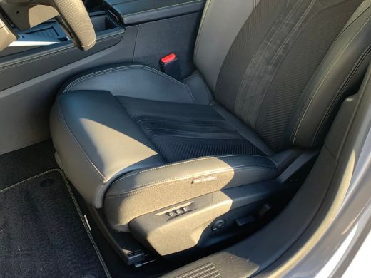 Peugeot 308 SW 1.6 Plug-in Hybrid 180 GT Airco | 360 Camera | Cruise Control Adaptief | LED | LMV 18" | PDC V... ActivLease financial lease