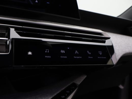 Peugeot 5008 1.2 Hybrid 136 Allure | 2 stoelen op derde rij | Achteruitrijcamera | Apple Carplay/Android Auto|... ActivLease financial lease