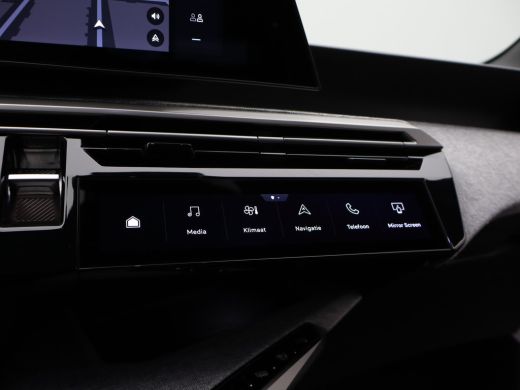 Peugeot 5008 1.2 Hybrid 136 Allure Automaat | 2 stoelen op derde rij | Achteruitrijcamera | Apple Carplay/Andr... ActivLease financial lease
