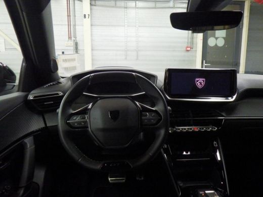 Peugeot e-2008 EV GT 54 kWh | 11 kW lader | Achterbank in delen neerklapbaar | Achteruitrijcamera ActivLease financial lease