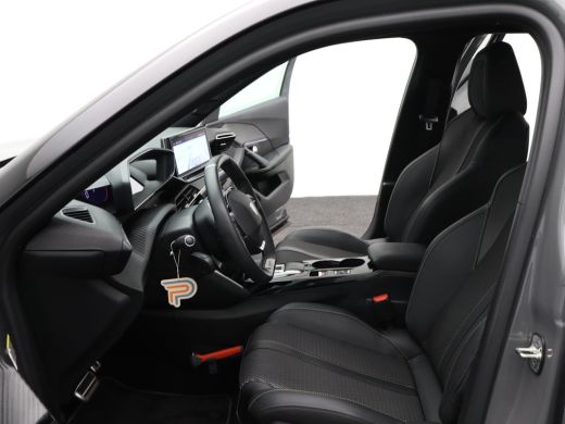 Peugeot e-2008 EV GT 54 kWh Automaat | 11 kW lader | Achteruitrijcamera | Airco (automatisch) ActivLease financial lease