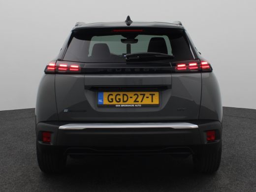 Peugeot e-2008 EV GT 54 kWh Automaat | 11 kW lader | Achteruitrijcamera | Airco (automatisch) ActivLease financial lease