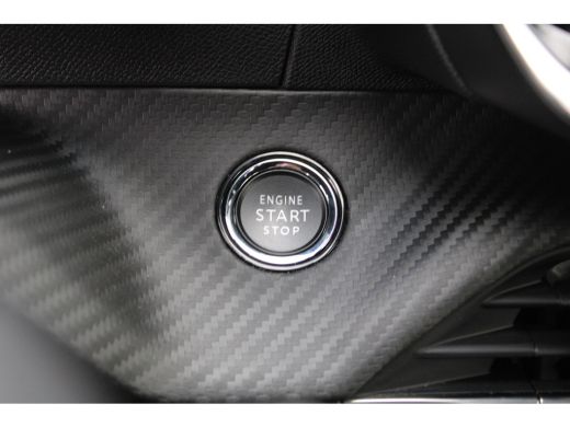 Peugeot e-2008 EV GT 54 kWh | Navigatie | Camera | Fase 3 laden | Nieuw model | BTW | Apple carplay | ActivLease financial lease