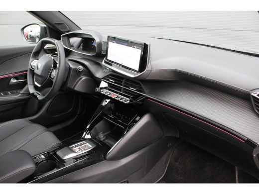 Peugeot e-2008 EV GT 54 kWh | Navigatie | Camera | Fase 3 laden | Nieuw model | BTW | Apple carplay | ActivLease financial lease