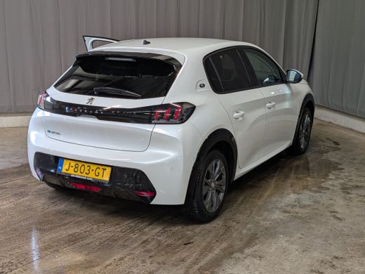 Peugeot e-208 EV Allure 50 kWh ActivLease financial lease