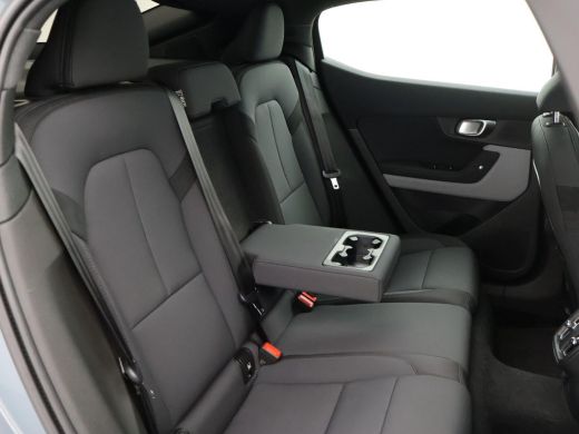 Polestar 2 LONG RANGE DUAL MOTOR 408 PK 78 KWH LAUNCH + WEGKL. TREKHAAK | PANORAMA | 360 CAMERA | 20 INCH | ... ActivLease financial lease