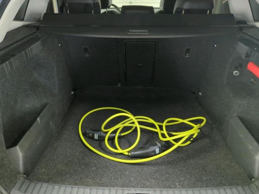 Skoda Enyaq iV 60 | Trekhaak | Panorama | Navi | ActivLease financial lease