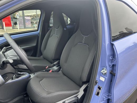 Toyota Aygo Hybrid 115 pulse + Easy Pack | Nieuwe auto | Direct uit voorraad leverbaar | ActivLease financial lease