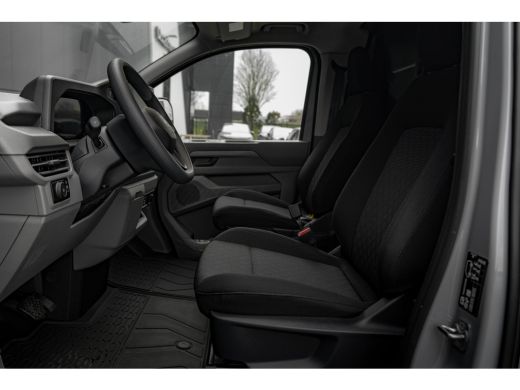 Volkswagen e-Transporter Bestelwagen L2 64kWh | 218 pk | Trekhaak | Dubbele Schuifdeur | Betimmering | Achteruitrijcamera ... ActivLease financial lease